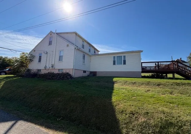 Photo 2 of Single family home for sale at 300 Clarendon Ave, Uniontown, PA 15401 | MLS# 1778696 | Listing updated on 2026-10-14