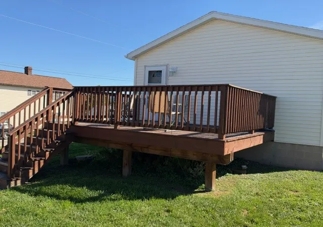 Photo 3 of Single family home for sale at 300 Clarendon Ave, Uniontown, PA 15401 | MLS# 1778696 | Listing updated on 2026-10-14