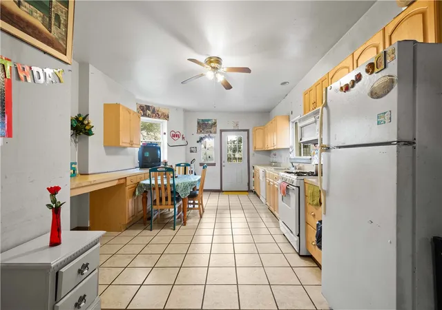 Photo 3 of House for sale at 230 Ophelia St, Pittsburgh, PA 15213 | MLS# 1779253 | Listing updated on 2026-10-14