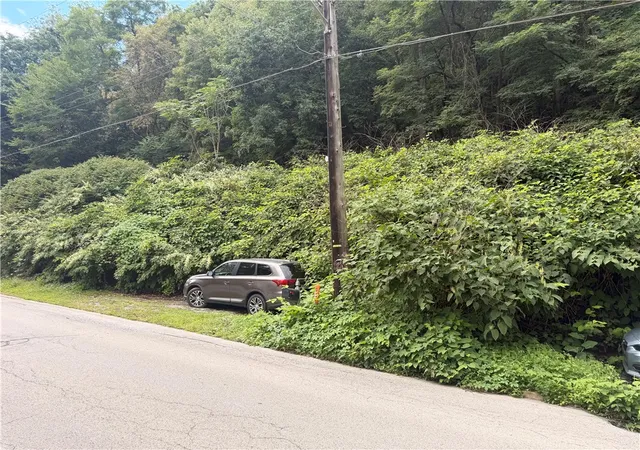 Photo 4 of Land for sale at 0 Sharon Rd, Beaver, PA 15009 | MLS# 1778481 | Listing updated on 2026-10-14