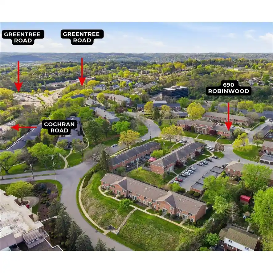 Listing Photo 2 - Condo for sale in 690 Robinwood located at 690 Robinwood, Pittsburgh, PA 15216 - Unit 690 Robinwood