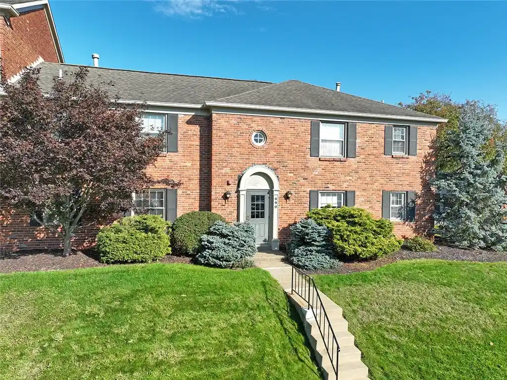 Listing Photo 36 - Condo for sale in 690 Robinwood located at 690 Robinwood, Pittsburgh, PA 15216 - Unit 690 Robinwood