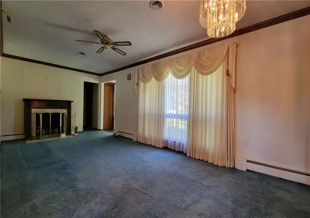 Photo 4 of Single family home for sale at 395 S Lynn Ave, Somerset Twp, PA 15501 | MLS# 1779343 | Listing updated on 2026-10-17