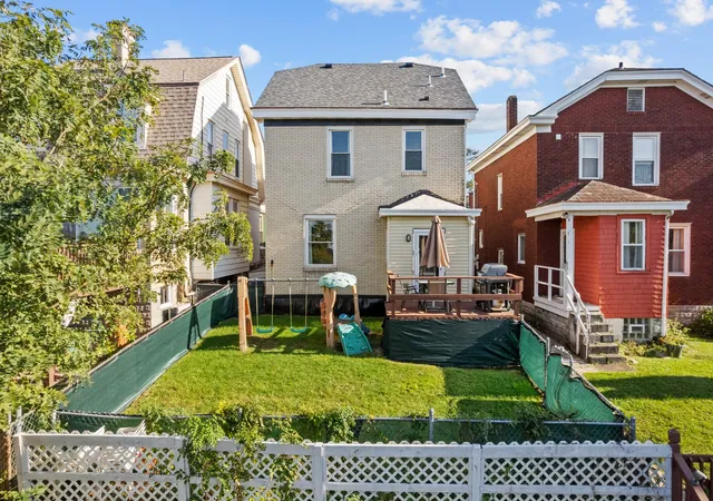 Photo 3 of Single family home for sale at 3256 Eastmont Ave, Dormont, PA 15216 | MLS# 1779350 | Listing updated on 2026-10-18