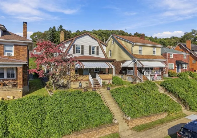 Photo 2 of Single family home for sale at 698 Means Ave, Bellevue, PA 15202 | MLS# 1779340 | Listing updated on 2026-10-15