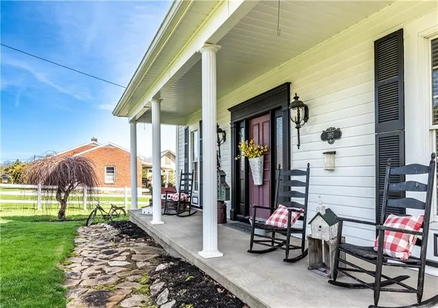 Photo 2 of Multi family home for sale at 397 Evans City Rd, Twp Of But Nw, PA 16001 | MLS# 1779330 | Listing updated on 2026-10-16