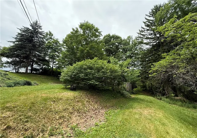 Photo 11 of Single family home for sale at 701 Chicora Rd, Oakland Twp, PA 16025 | MLS# 1779357 | Listing updated on 2026-10-15