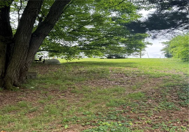 Photo 3 of Single family home for sale at 701 Chicora Rd, Oakland Twp, PA 16025 | MLS# 1779357 | Listing updated on 2026-10-15