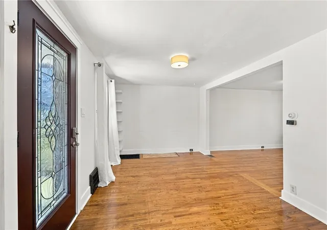 Photo 3 of Single family home for sale at 821 Gallion Ave, Brookline, PA 15226 | MLS# 1779076 | Listing updated on 2026-10-21