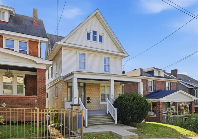 Photo 1 of House for sale at 1302 Chelton Ave, Pittsburgh, PA 15226 | MLS# 1779171 | Listing updated on 2026-10-15