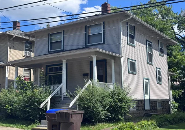 Photo 1 of Single family home for sale at 668 Hull St, Sharon, PA 16146 | MLS# 1779314 | Listing updated on 2026-10-19