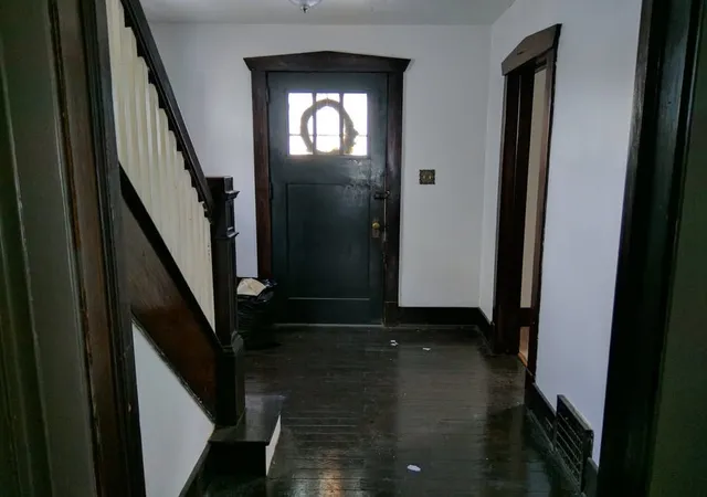 Photo 4 of Single family home for sale at 668 Hull St, Sharon, PA 16146 | MLS# 1779314 | Listing updated on 2026-10-19