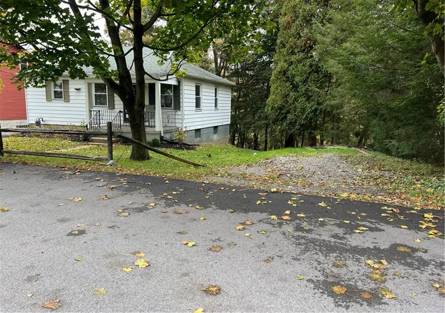 Photo 3 of Single family home for sale at 100 1st Street, Ellport Boro, PA 16117 | MLS# 1779381 | Listing updated on 2026-10-15