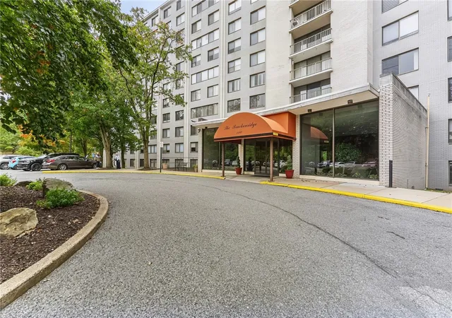 Photo 2 of Condo for sale at 1160 Bower Hl Rd #501A, Mt Lebanon, PA 15243 | MLS# 1779241 | Listing updated on 2026-10-19