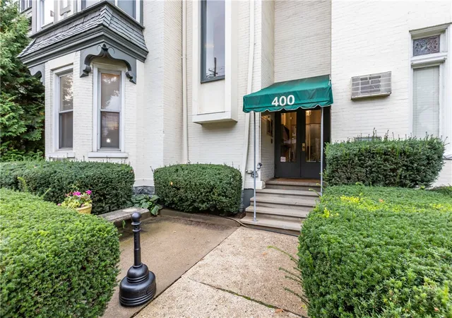 Photo 2 of Sale Pending at 400 S Highland Ave #11, Pittsburgh, PA 15206 | MLS# 1779383 | Listing updated on 2026-10-17