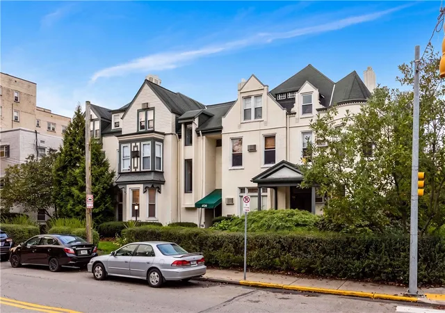 Photo 3 of Sale Pending at 400 S Highland Ave #11, Pittsburgh, PA 15206 | MLS# 1779383 | Listing updated on 2026-10-17