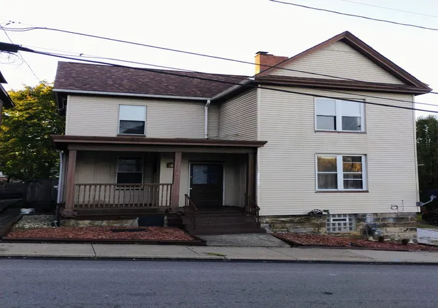 Photo 1 of Single family home for sale at 14 Observatory St, Manor, PA 15665 | MLS# 1779396 | Listing updated on 2026-10-17