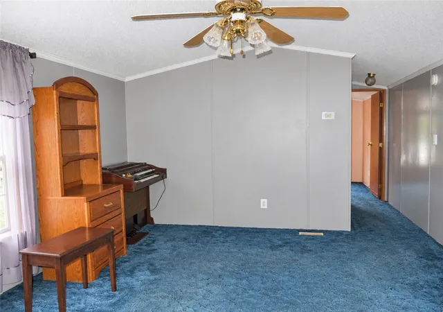 Photo 3 of Manufactured home for sale at 15 Lou Lin Mar, West Sunbury, PA 16061 | MLS# 1779401 | Listing updated on 2026-10-16