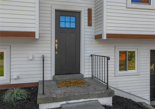 Photo 2 of Single family home for sale at 114 Opal Ct, Cranberry Township, PA 16066 | MLS# 1779415 | Listing updated on 2026-10-20
