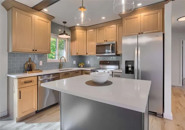 Photo 4 of Single family home for sale at 114 Opal Ct, Cranberry Township, PA 16066 | MLS# 1779415 | Listing updated on 2026-10-20