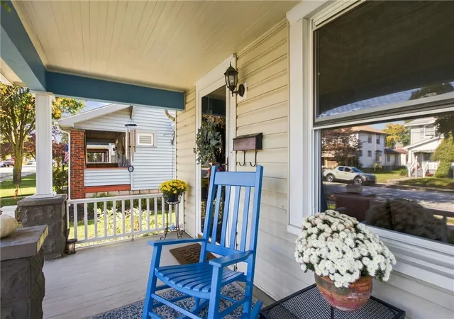 Photo 4 of Single family home for sale at 1621 Corporation St, Beaver, PA 15009 | MLS# 1779355 | Listing updated on 2026-10-18