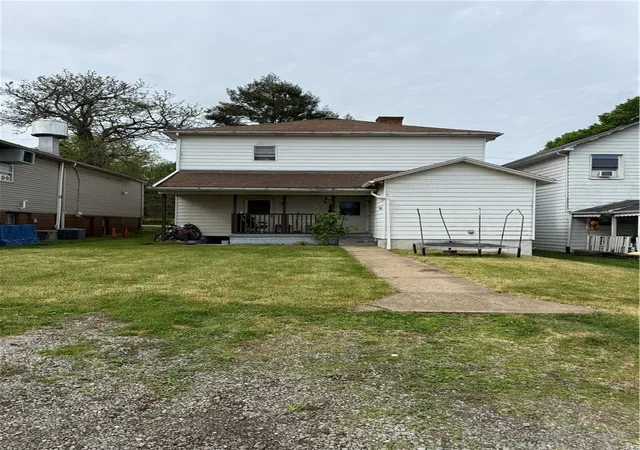Photo 2 of Single family home for sale at 809 Station St, Sturgeon, PA 15082 | MLS# 1779414 | Listing updated on 2026-10-15