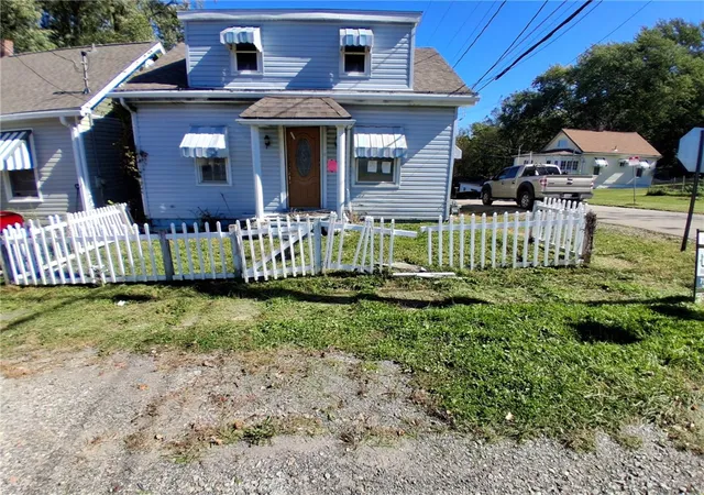 Photo 1 of Single family home for sale at 500 Hayes Ave, Canton Twp, PA 15301 | MLS# 1779430 | Listing updated on 2026-10-15