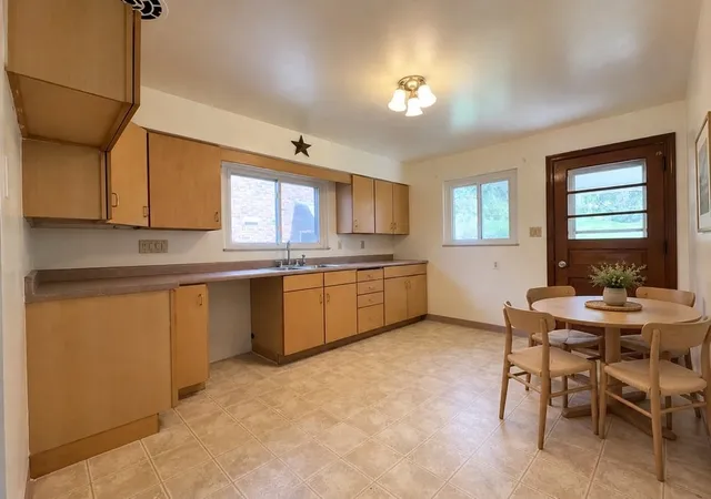Photo 4 of Single family home for sale at 17 Ohio Ave, Glassport, PA 15045 | MLS# 1779377 | Listing updated on 2026-10-15