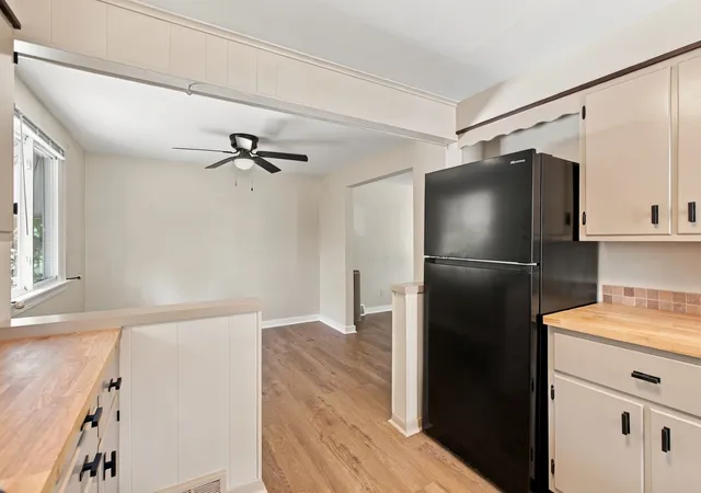 Photo 4 of Single family home for sale at 644 Springfield St, Banksville/westwood, PA 15220 | MLS# 1779446 | Listing updated on 2026-10-18