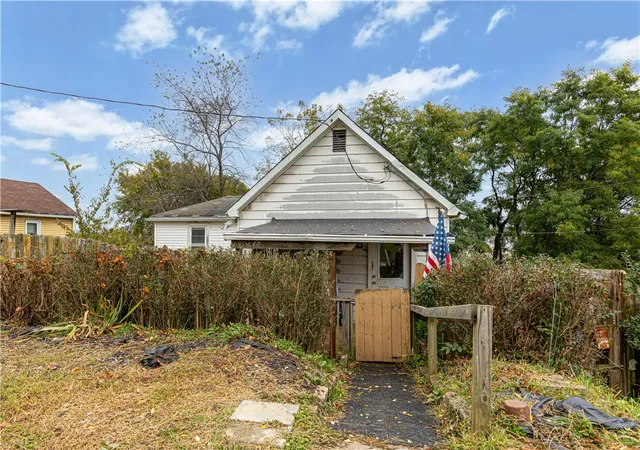 Photo 1 of Single family home for sale at 99 Charles St, Canton Twp, PA 15301 | MLS# 1778932 | Listing updated on 2026-10-15