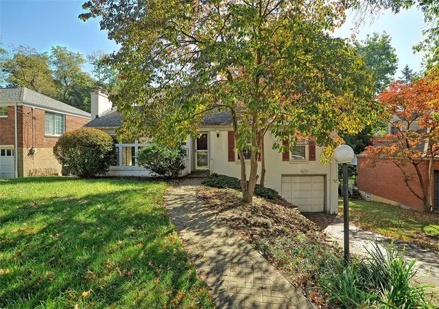 Photo 2 of Single family home for sale at 1634 Georgetown Pl, Pittsburgh, PA 15235 | MLS# 1779454 | Listing updated on 2026-10-15