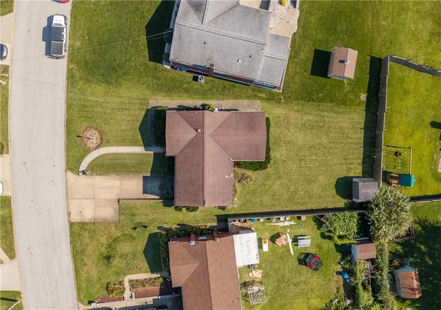 Photo 3 of Single family home for sale at 509 Judith Dr, Baldwin Boro, PA 15236 | MLS# 1779172 | Listing updated on 2026-10-27