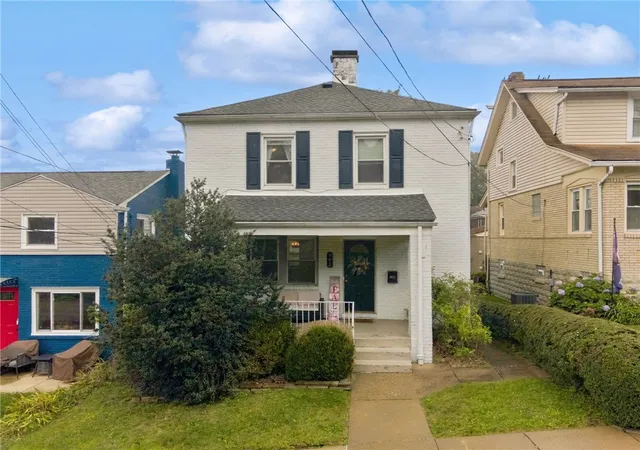 Photo 2 of Single family home for sale at 841 Deely St, Greenfield, PA 15217 | MLS# 1779364 | Listing updated on 2026-10-17