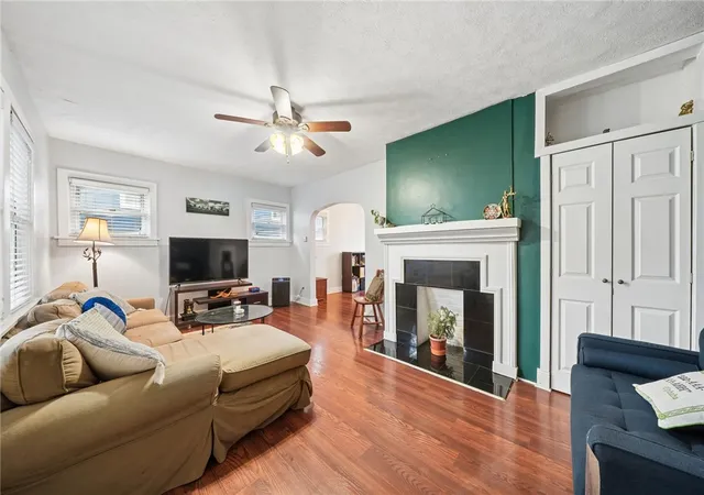 Photo 4 of Single family home for sale at 841 Deely St, Greenfield, PA 15217 | MLS# 1779364 | Listing updated on 2026-10-17