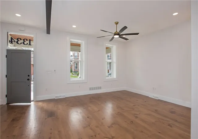 Photo 4 of Single family home for sale at 1334 Middle St, Pittsburgh, PA 15215 | MLS# 1778954 | Listing updated on 2026-10-20