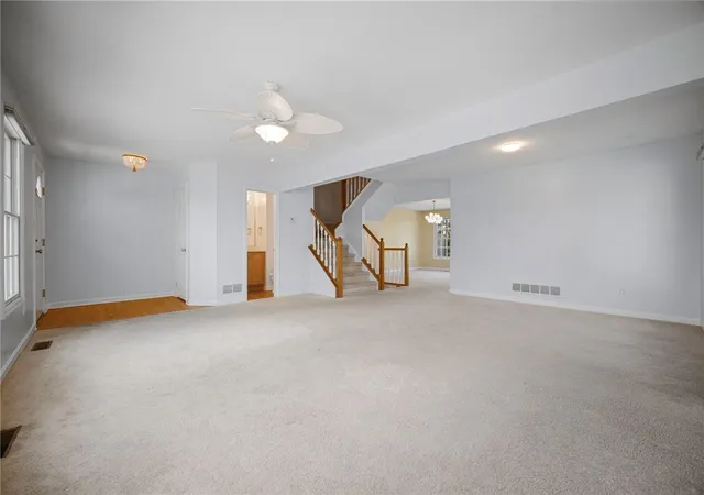 Photo 3 of Single family home for sale at 30 Castle View Dr, Mc Kees Rocks, PA 15136 | MLS# 1778149 | Listing updated on 2026-10-16