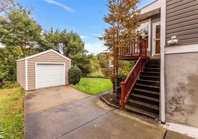 Photo 2 of Single family home for sale at 7 Stanwood St, Crafton, PA 15205 | MLS# 1779149 | Listing updated on 2026-10-20