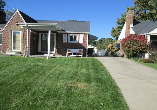Photo 1 of Single family home for sale at 3005 21 Street Ave, Beaver Falls, PA 15010 | MLS# 1779491 | Listing updated on 2026-10-20