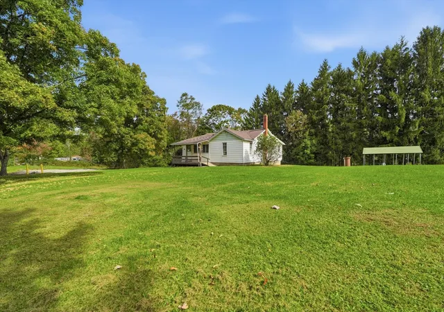 Photo 3 of Single family home for sale at 3717 Balsiger Rd, Vandergrift, PA 15690 | MLS# 1779519 | Listing updated on 2026-10-18