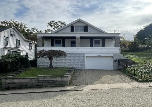 Photo 1 of Single family home for sale at 1009 4th Street, East Mc Keesport, PA 15035 | MLS# 1779515 | Listing updated on 2026-10-16