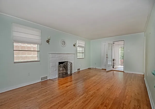 Photo 3 of Single family home for sale at 841 Hawthorne Dr, Blackridge, PA 15235 | MLS# 1779547 | Listing updated on 2026-10-17