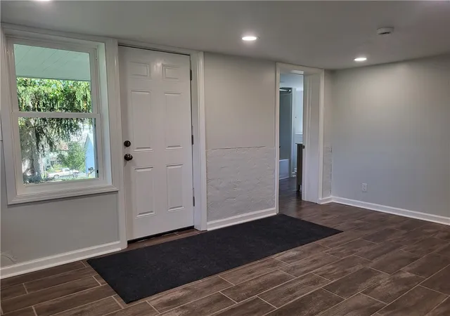 Photo 3 of Single family home for sale at 250 Springfield Ave, City Of Washington, PA 15301 | MLS# 1779501 | Listing updated on 2026-10-16