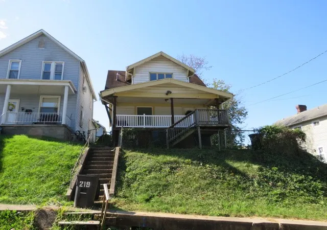 Photo 1 of Single family home for sale at 219 Lookout Ave, Charleroi Boro, PA 15022 | MLS# 1779544 | Listing updated on 2026-10-19