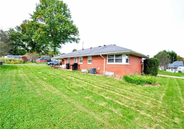 Photo 4 of Single family home for sale at 213 Marston, Belle Vernon, PA 15012 | MLS# 1779574 | Listing updated on 2026-10-16