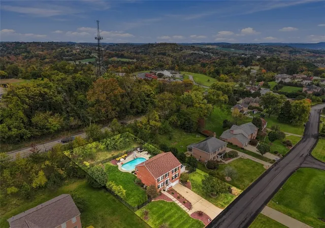 Photo 4 of Single family home for sale at 1212 Wanda Ln, Jefferson Hills, PA 15025 | MLS# 1779455 | Listing updated on 2026-10-19