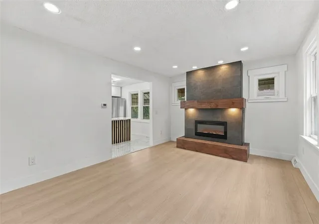 Photo 3 of Single family home for sale at 7258 Campania Ave, Lincoln Larimer, PA 15206 | MLS# 1779562 | Listing updated on 2026-10-16