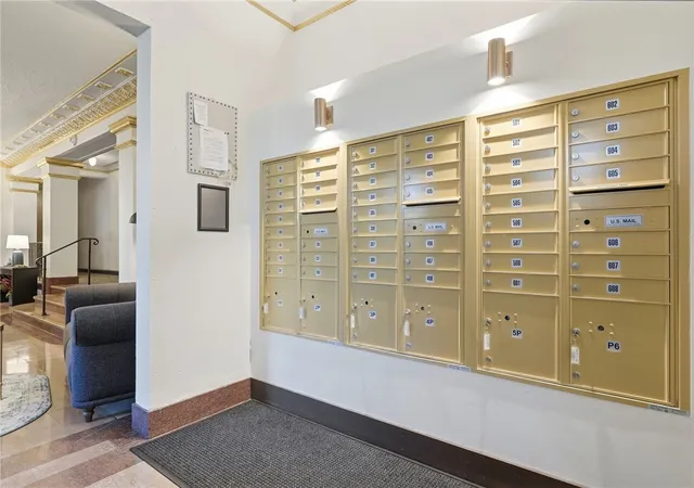 Photo 3 of Condo for sale at 372 S Highland Ave #601, Shadyside, PA 15206 | MLS# 1778846 | Listing updated on 2026-10-16