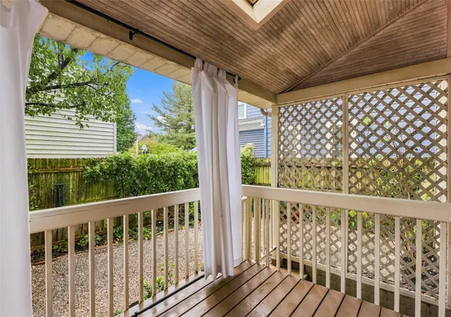 Photo 4 of Single family home for sale at 630 Fountain St, Sewickley, PA 15143 | MLS# 1779545 | Listing updated on 2026-10-19