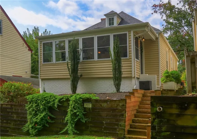 Photo 1 of Single family home for sale at 711 Virginia Ave Ext, Pittsburgh, PA 15215 | MLS# 1779436 | Listing updated on 2026-10-20