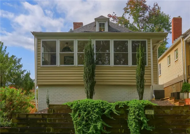 Photo 2 of Single family home for sale at 711 Virginia Ave Ext, Pittsburgh, PA 15215 | MLS# 1779436 | Listing updated on 2026-10-20